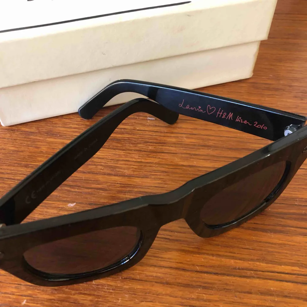 Super snygga solglasögon från Lanvin x H&M. Knappt använda . Accessoarer.