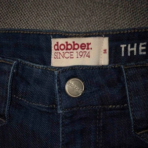  - Helt nya, oanvända, High Waist, kvalitetsjeans från dobber, gör ont att sälja ( rensar garderoben) Sitter jätte snyggt på rumpan Nypris: runt 600kr Skriv direkt vid intresse, därefter kan vi gemensamt diskutera ett rimligt pris