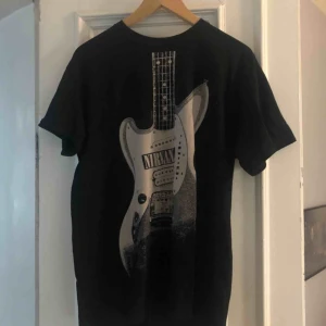  - Nirvana - Kan hämtas i Uppsala eller skickas mot fraktkostnad 