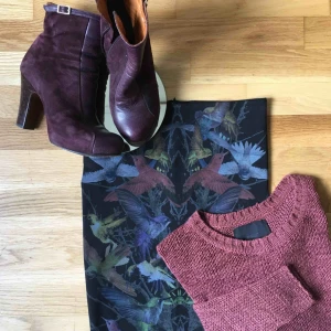  - Rosa mörkröd sommartröja från Gestuz