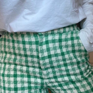 Slutsålda byxor från zara - Byxor från zara storlek M! Aldrig använda med lapparna kvar🌸🌸