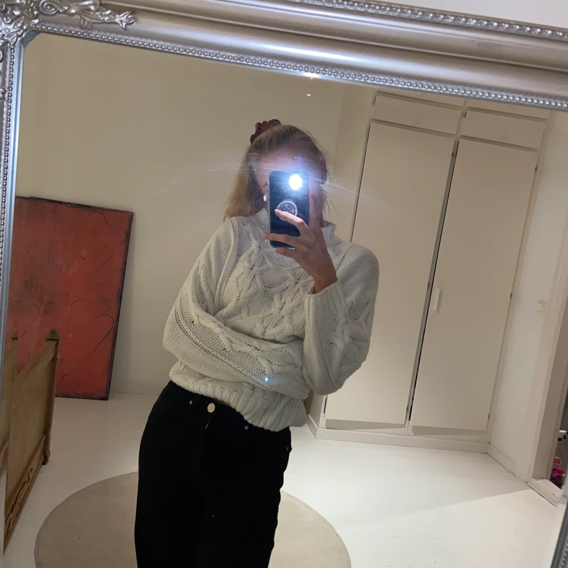 Super mysig och trendig stickad tröja