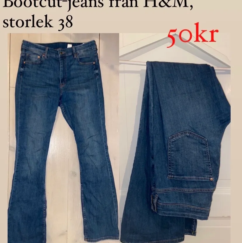 Bootcut jeans från h&m som passar L (inte 38 som det står på bilden). Fint skick, 50kr + frakt🤎✨. Jeans & Byxor.