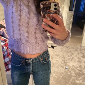 Stickad tröja  - Jättefin helt slutsåld stickad tröja från zara. Aldrig använd med prislapparna kvar. Köpare står för frakt💗