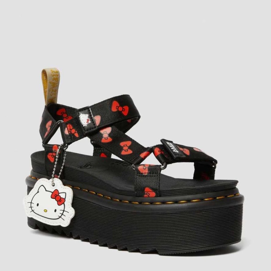 HELLO KITTY DR MARTENS