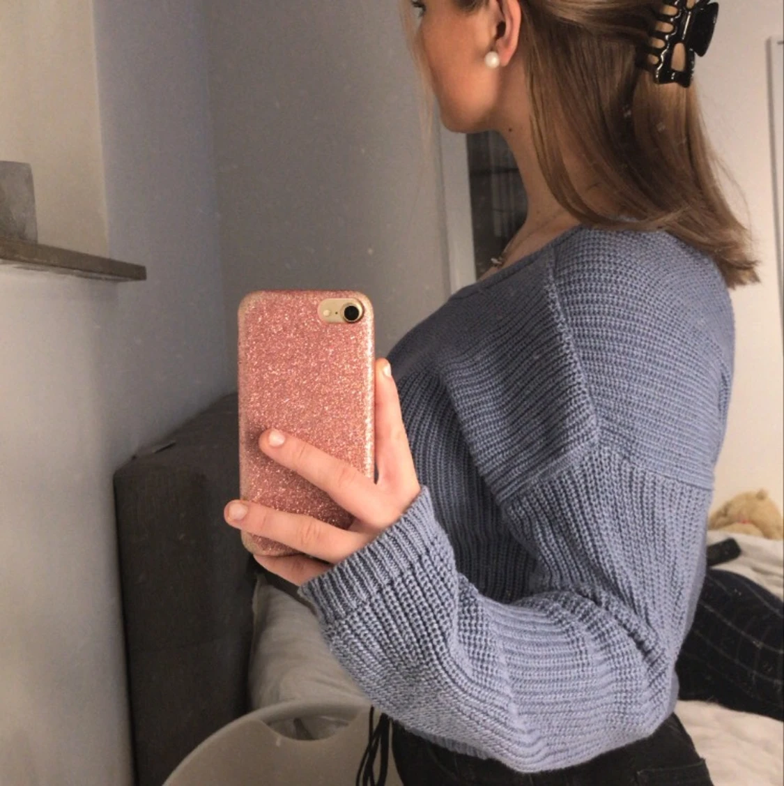 Stickad blå tröja - 90