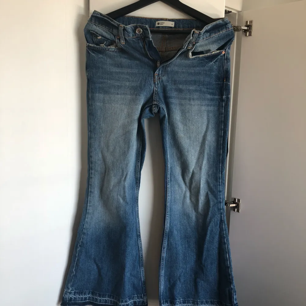 Ett par perfect Jeans från Gina tricot, storlek xs. Jeans & Byxor.