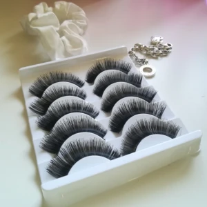  - Prislista: ▪️1 par 20 kr ▪️2 par 30 kr ▪️4 par 60 kr Självklart oanvända!✨