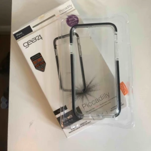  - Najs, stilrent och genomskinligt skal för IPhone 6/6s/7/8 Aldrig använt!! Superstark och hållbart!  