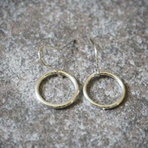  - nya örhängen (nickelsäkra)