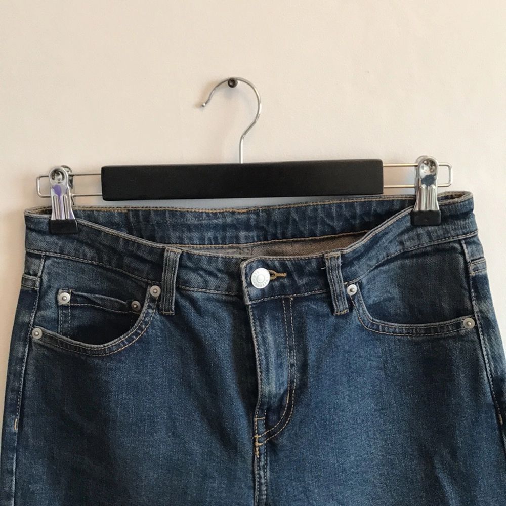 Blå jeans från weekday, stl 26/30. Jätte fint skick! 🤙🏻. Jeans & Byxor.