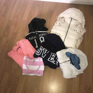  - Olika märkeskläder !!  Paketpris går att fixa ! 