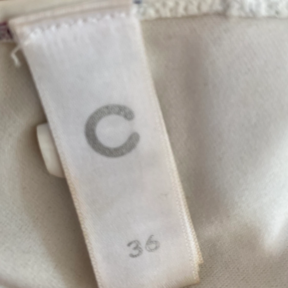 Söt bikiniöverdel  - 91