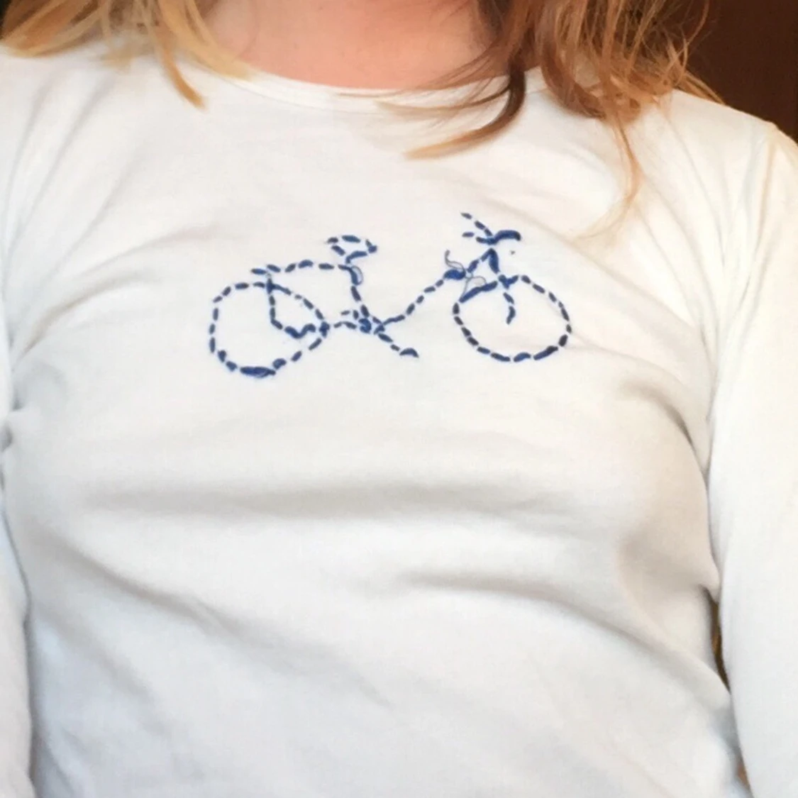 Tröja med broderad cykel - 90