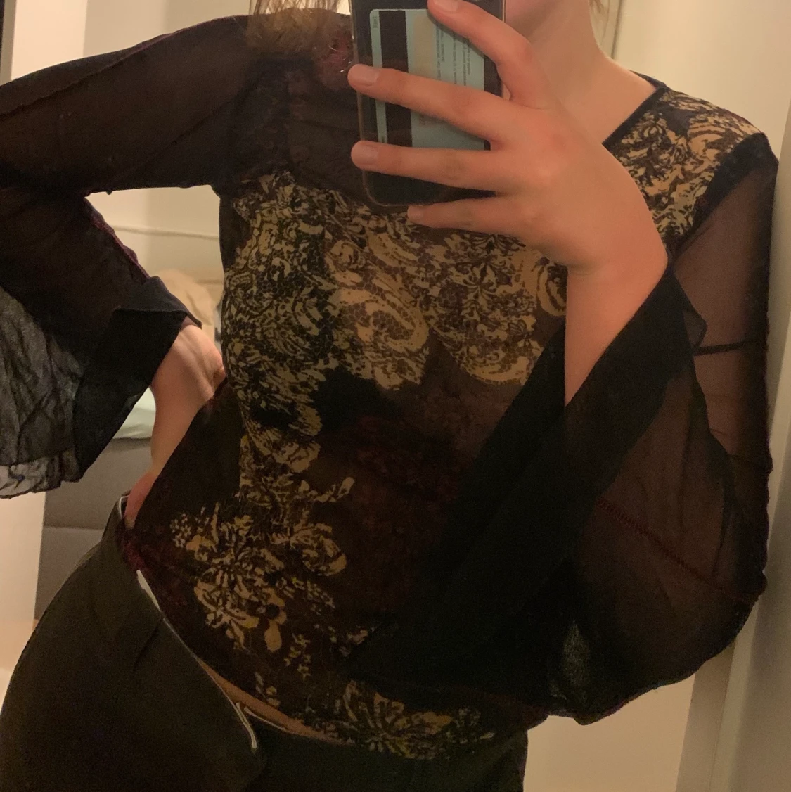 Unik vintage tröja med utsvängda armar  - 90