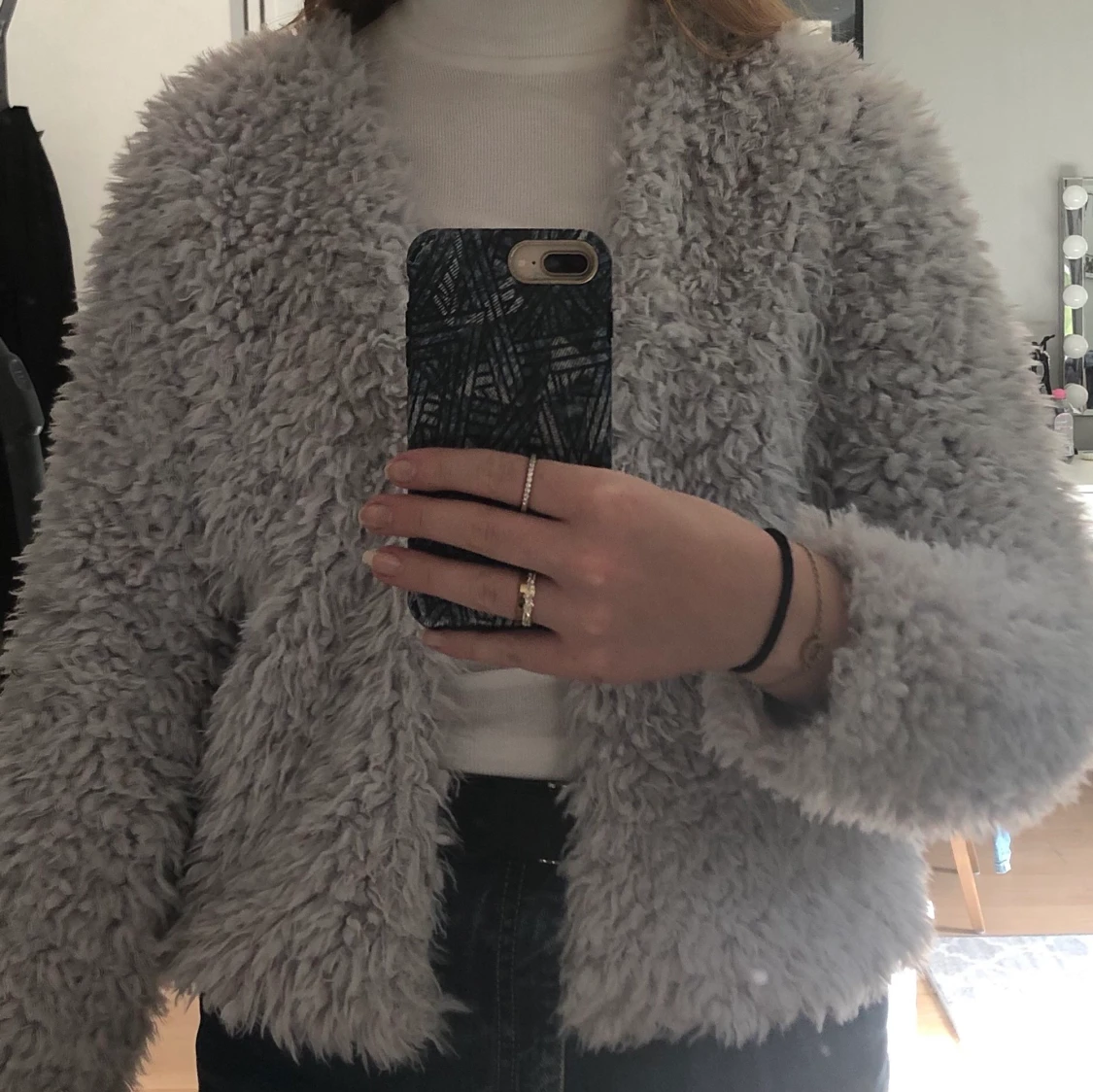 Pälsjacka/kofta från Ginatricot - 90