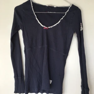 Tröja Odd Molly - Söt marinblå tröja från Odd Molly 