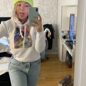 Intressekoll - Thecoolelephant hoodie - Intressekoll på denna populära hoodien som är perfekt nu till hösten;) Även i helt nytt skick! 🌸🌸Köpt för 599kr och lägsta pris som jag säljer för är 250kr🌸🌸