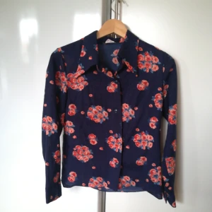  - Vintage 70's blus 