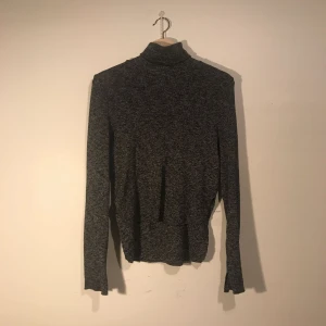  - Grey pullover from Zara
