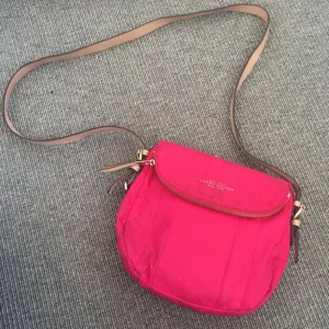  - Köpt i USA för ungefär 1000kr, säljs för 350kr