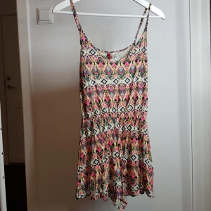  - Byxdress aldrig använd 