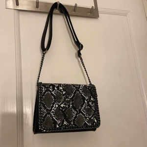 Superfin väska😆 - Jättefin väska med finaste passformen!!