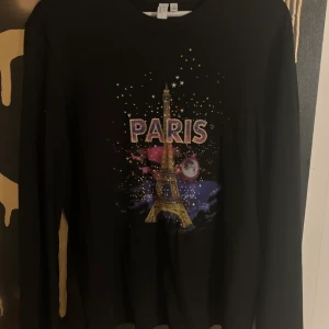 &other stories  - Sååå fin långärmad från other stories. Använd 1 gång. Storlek 36💓 superfin till kjol eller jeans 