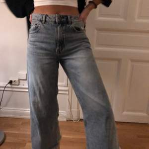 Nya jeans från cheap monday, kort i modellen 