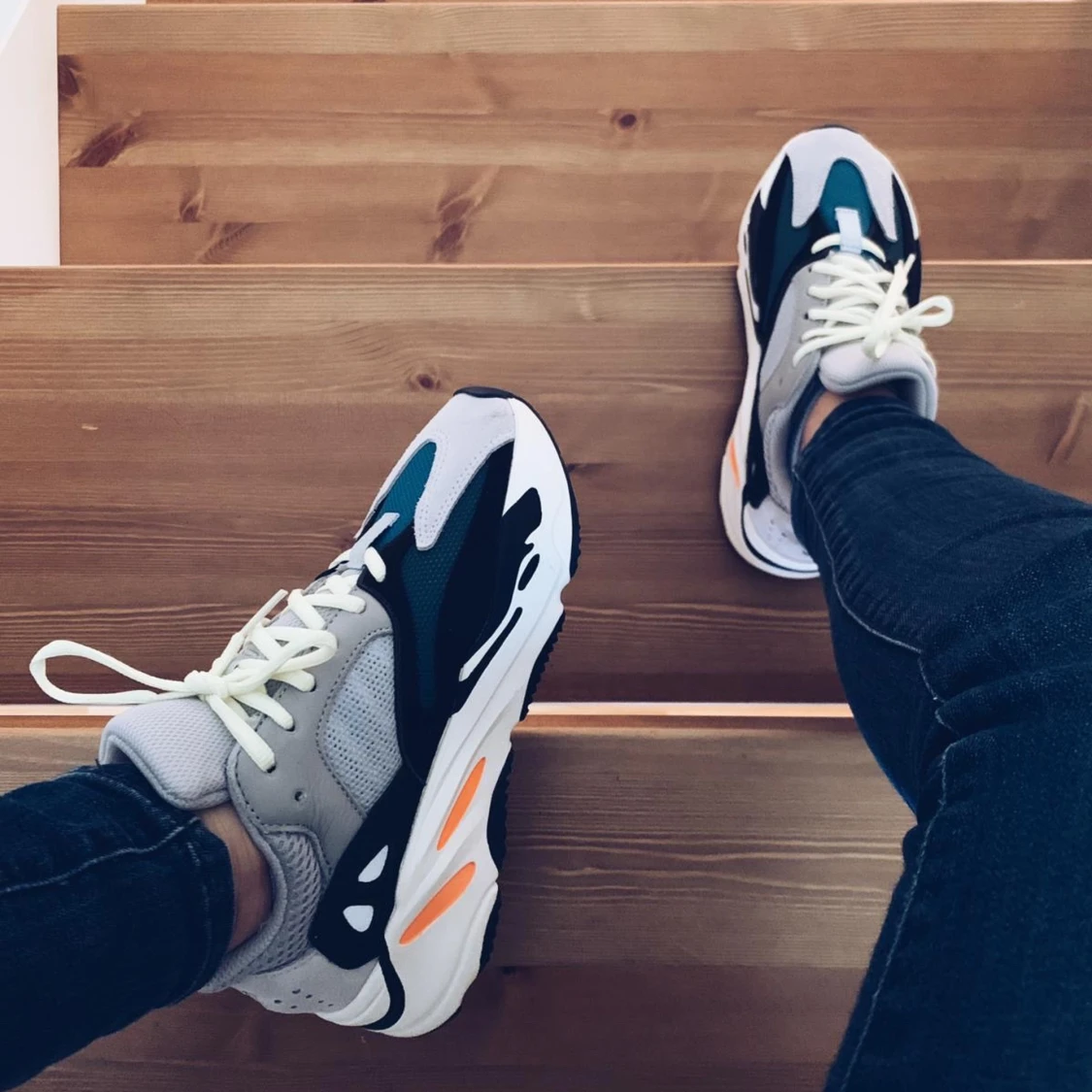 Yeezy 700 