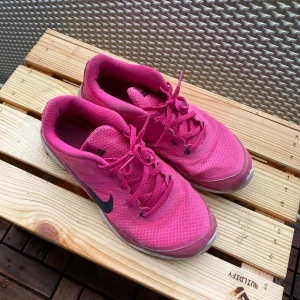 Nike running - 🤎Träningsskor/springskor från Nike. Lätta.🤎 