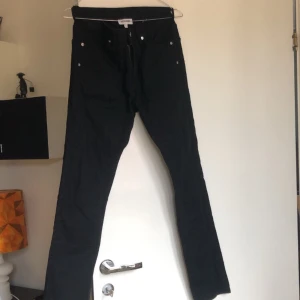 Weekday Byxor - Coola Weekday-byxor. Frakt tillkommer💛