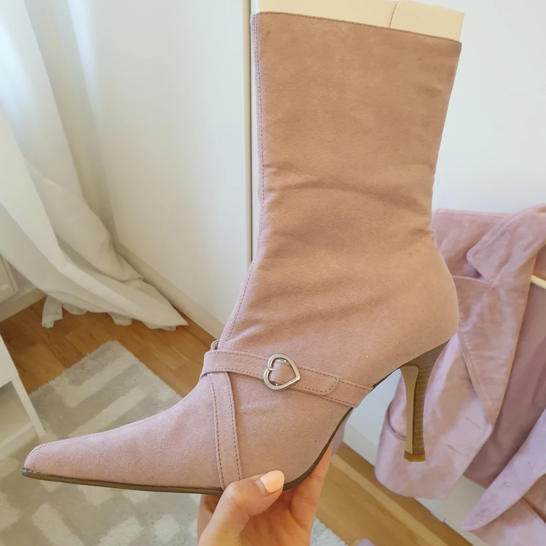 Outfit skor och kappa ALLT OANVÄNT!  - 90