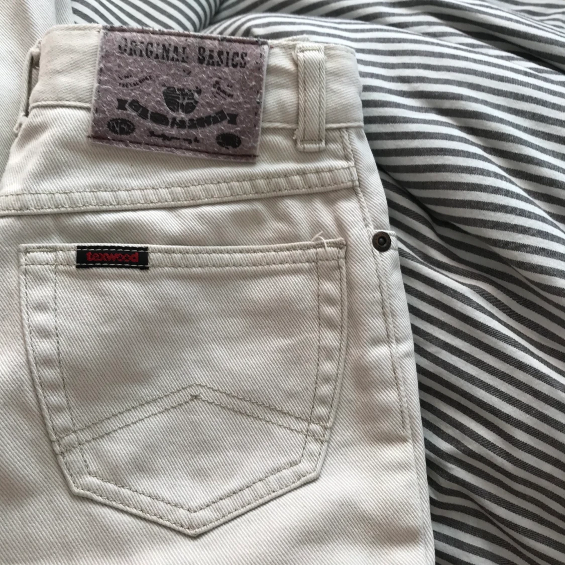 Mom/straight jeans  - 90