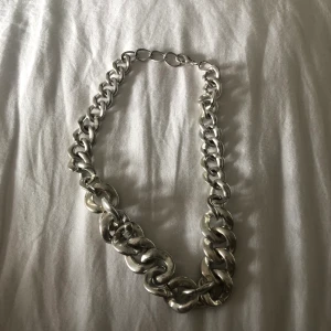 kedje halsband  - använd några gånger 💖 