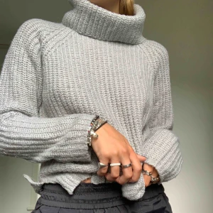  - Mjuk o härlig, stor krage