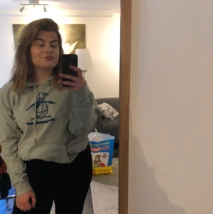 Hoodie - Nästan Aldrig använd 