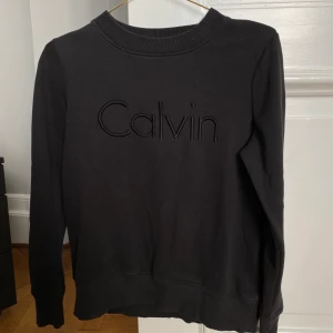 Calvin Klein sweatshirt size xs - original price: 1000 sek, in new condition