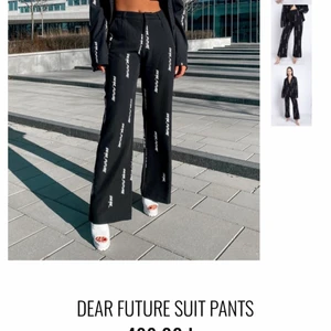 Dear Future kostymbyxor  - Lisa Anckarman x Madlady kollektion! Aldrig använda då det är för långa för mig (162). Justerbar midja och ganska långa i benen. 