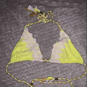 Nästan oanvänd bikini från to die for  Nypris 600kr Pris går att diskuteras vid snabb affär