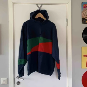  - Jätte skön stor hoodie, köpt på Humana 