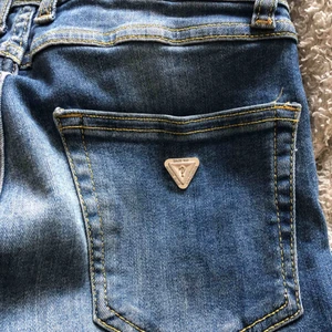  - Köpta i Italien på Guess affären 