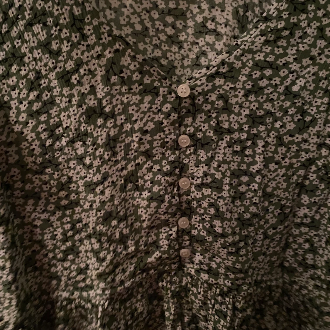 blus blommor grön  - 90