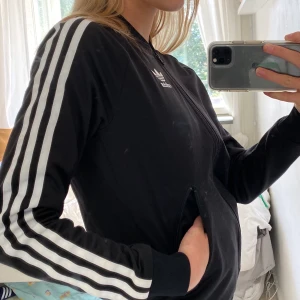 adidas kofta - Adidas zip