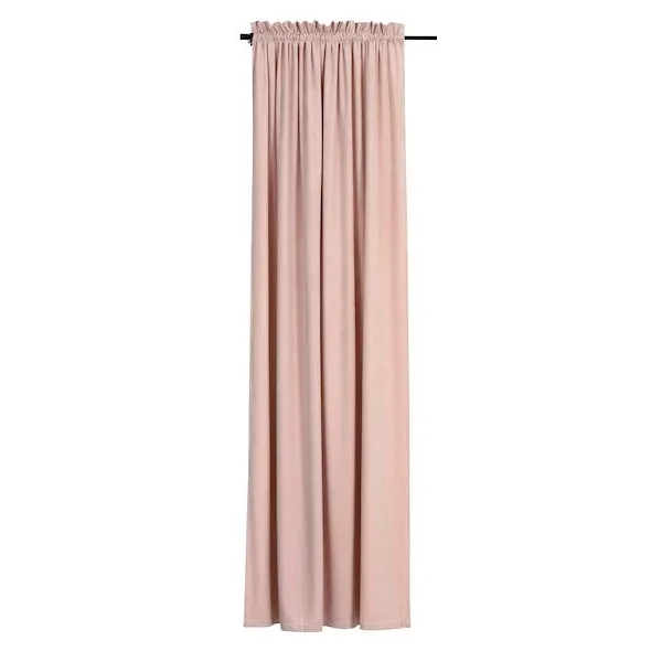 Två ljusrosa gardiner i polyestersammet, 135cm *240cm. Köpta för 400 kr och knappt använda. Inte omöjlig med priset! . Övrigt.