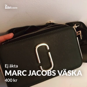 Marc Jacobs väska  - , oanvänd. Ledande bud är 600kr frifrakt.