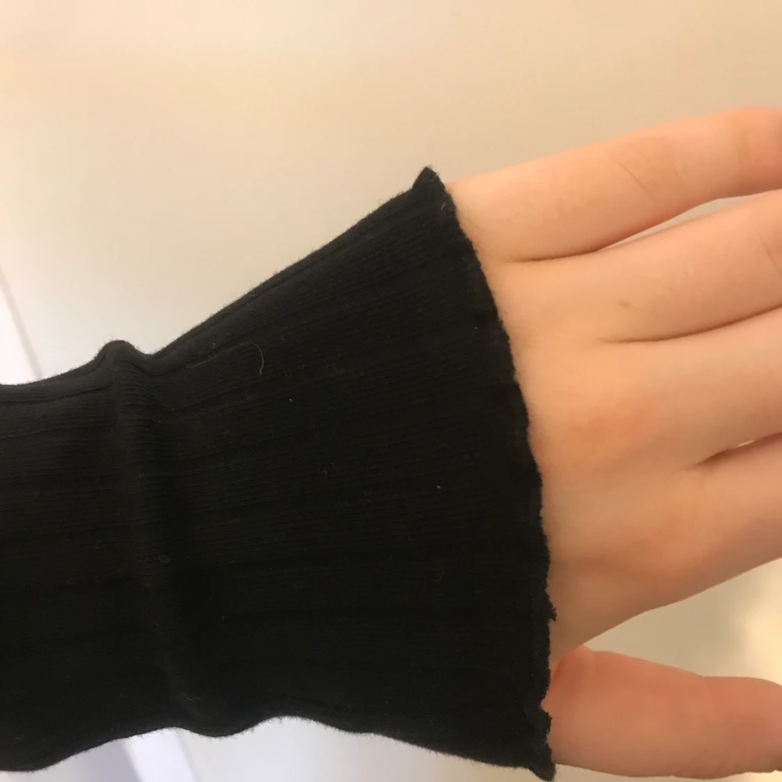 Kort ribbad topp i stl M - 90