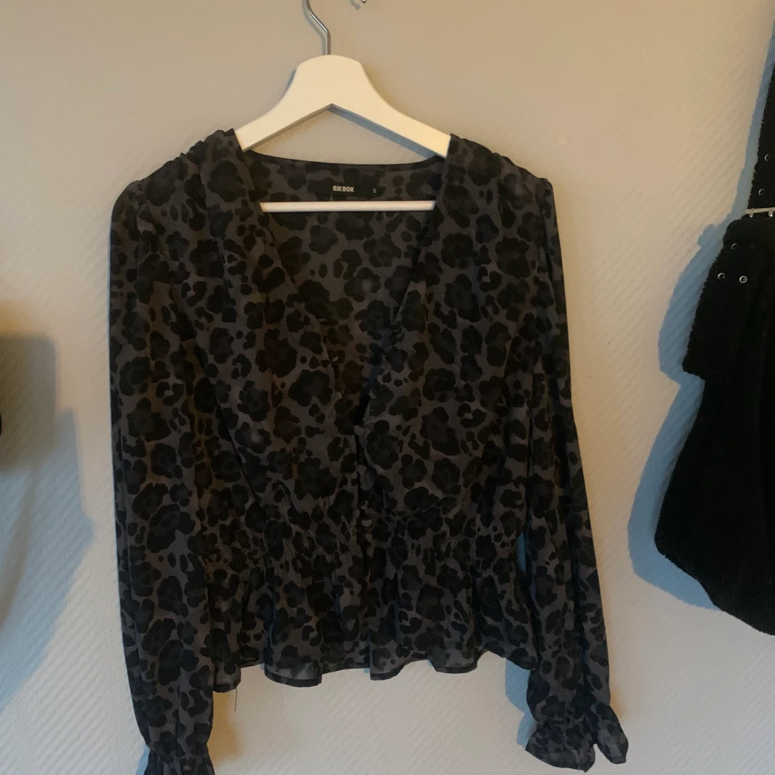 Blus från bikbok - 90