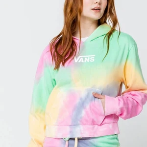 Vans Tie-Dye Hoodie - Superfet Vans tie-dye hoodie i storlek S. Kanonbra skick, använd endast en gång. Inköpt på sneakers & apparel i Halmstad. Skickas mot fraktkostnad eller möts upp.