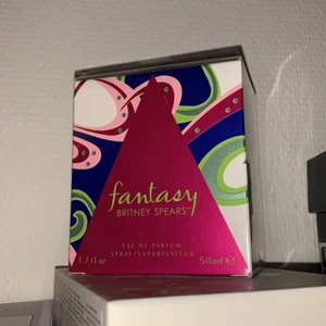 Britney Spears Fantasy - Helt ny plasten är fortfarande kvar, säljer för att jag redan har en